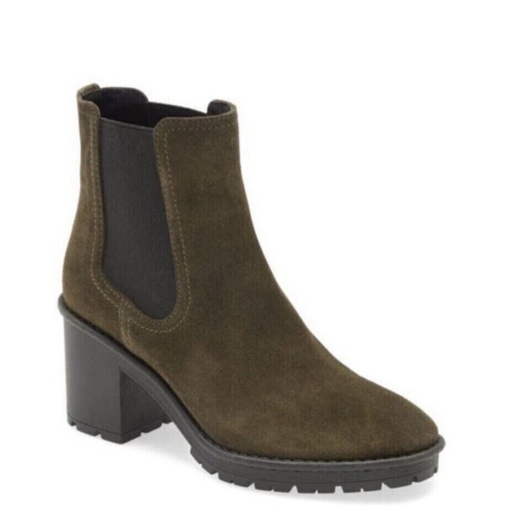 Vince Henderson Water Repellent Olive Green Suede  Chelsea Boot Size 11